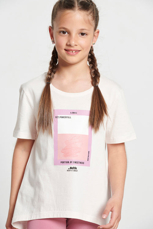 Kids’ "MAKEUP" girls’ t-shirt