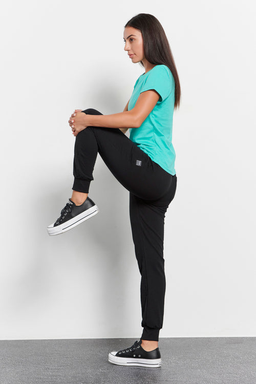 Women joggers PANTS ON